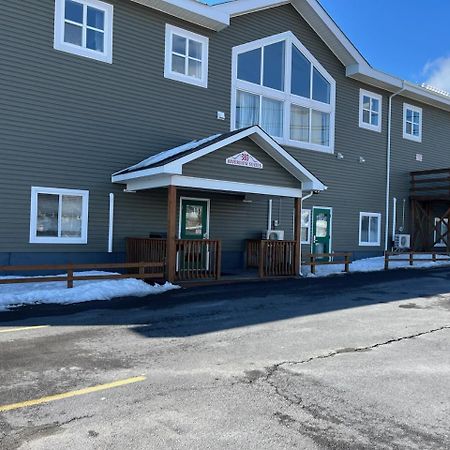 Riverview Suites 克拉伦维尔 外观 照片