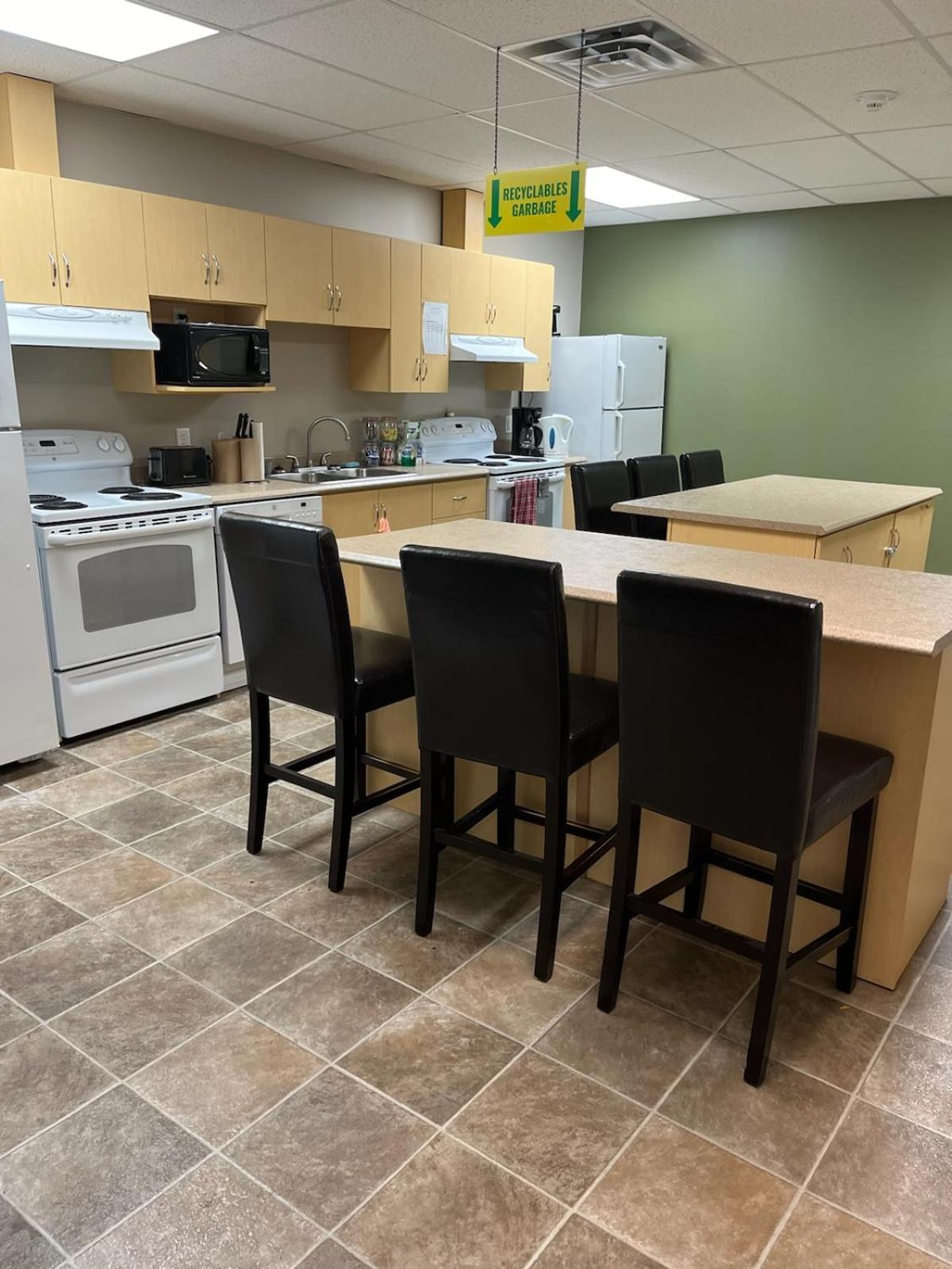 Riverview Suites 克拉伦维尔 外观 照片